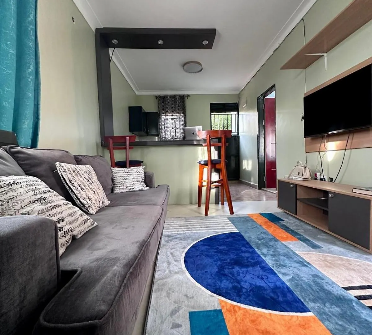 Home Stays By Zulia - Buziga Kampala