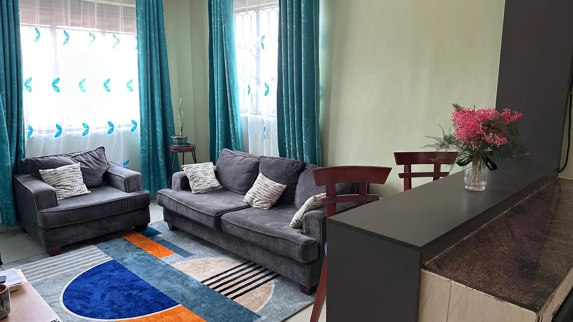 Home Stays By Zulia - Buziga Kampala Uganda